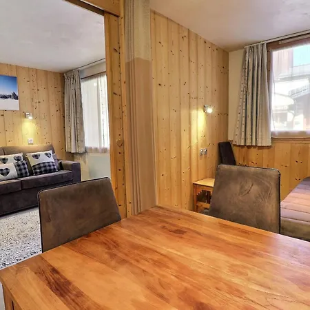 Divisible Idealement Situe, Skis Aux Pieds Et Proche Des Commerces - Fr-1-182-194 Apartment *